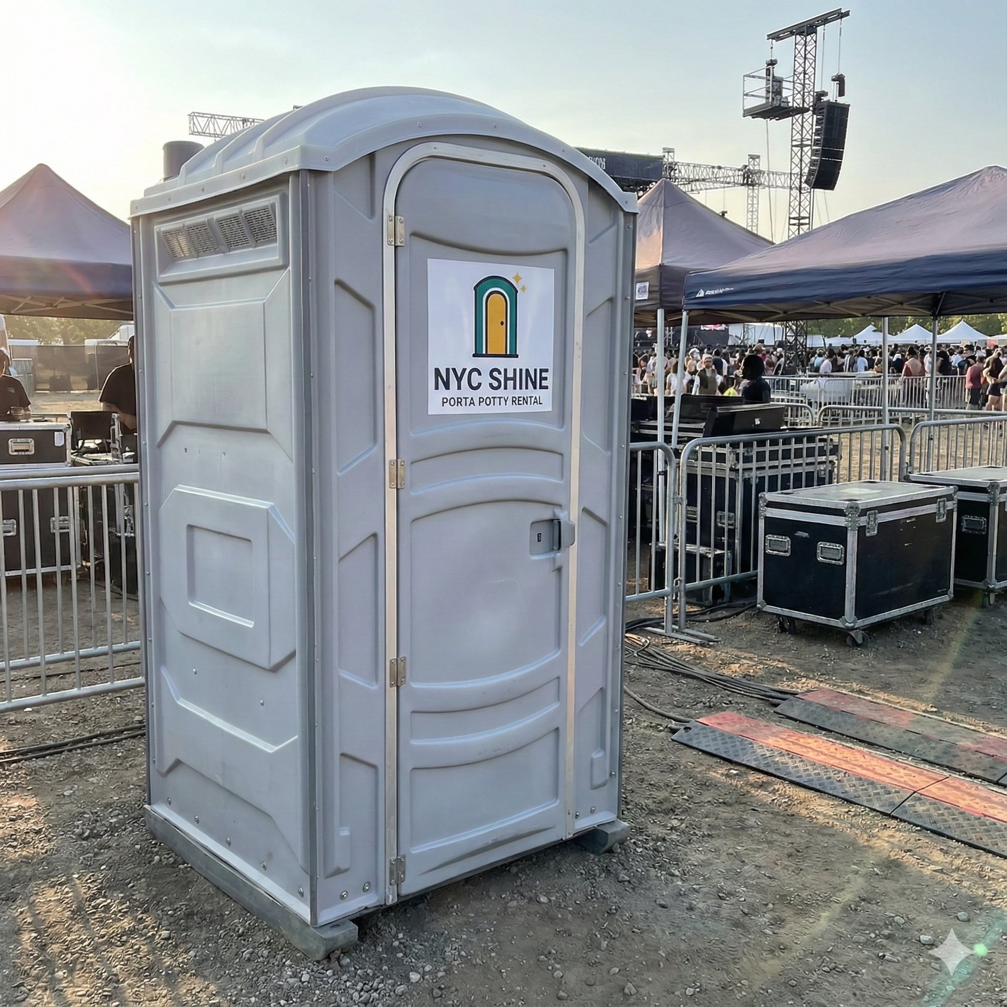 NYC Shine Luxury Restroom Trailer